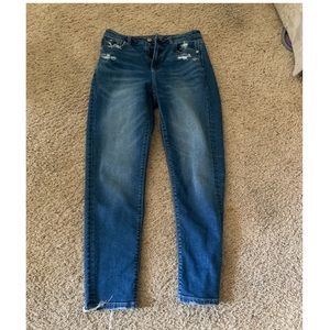 American Eagle High Rise Mom Jeans